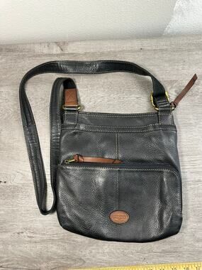 Fossil Morgan Handbag Traveler Pebble Black Leather Crossbody